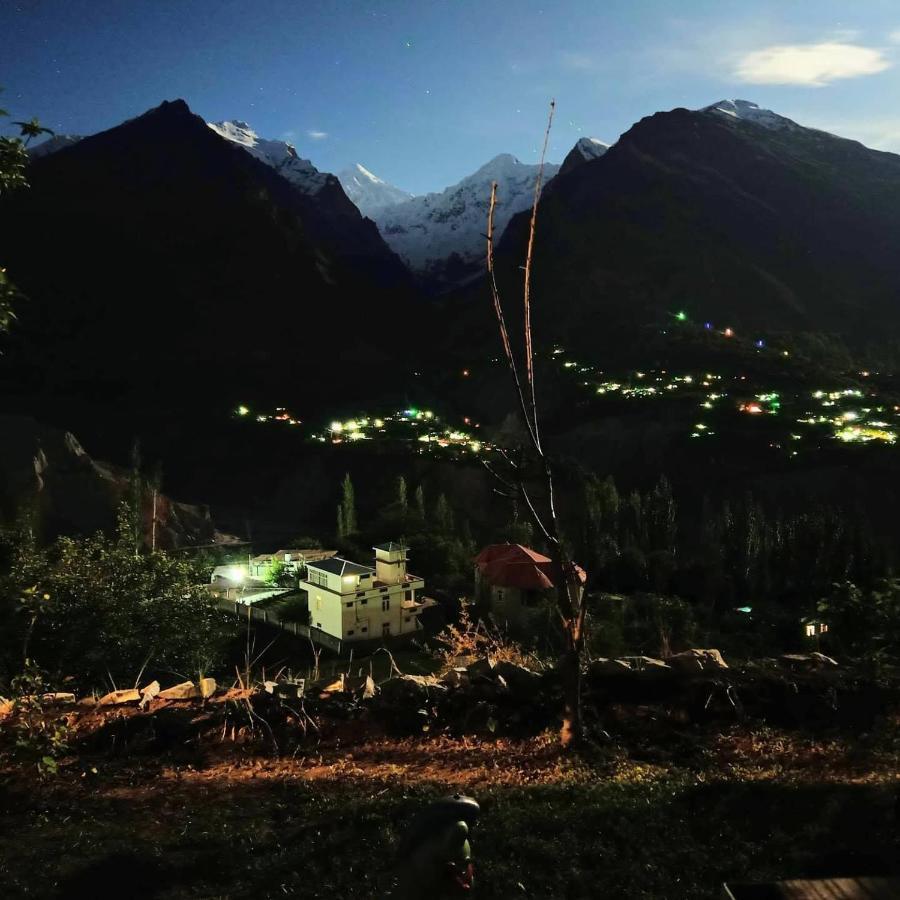 Backpackers Stories By Old Hunza Inn Karimabad  Kültér fotó